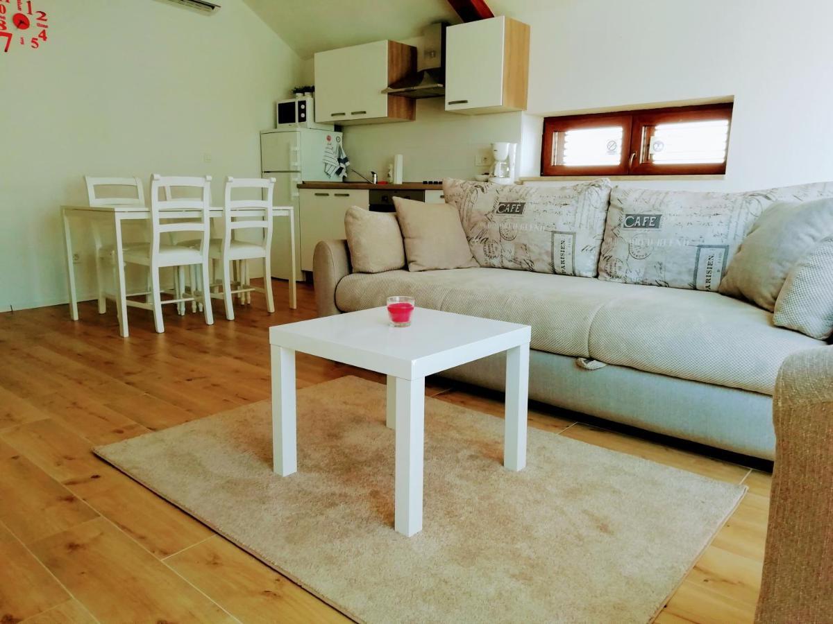 Apartamento App E.N.A. Umag Exterior foto